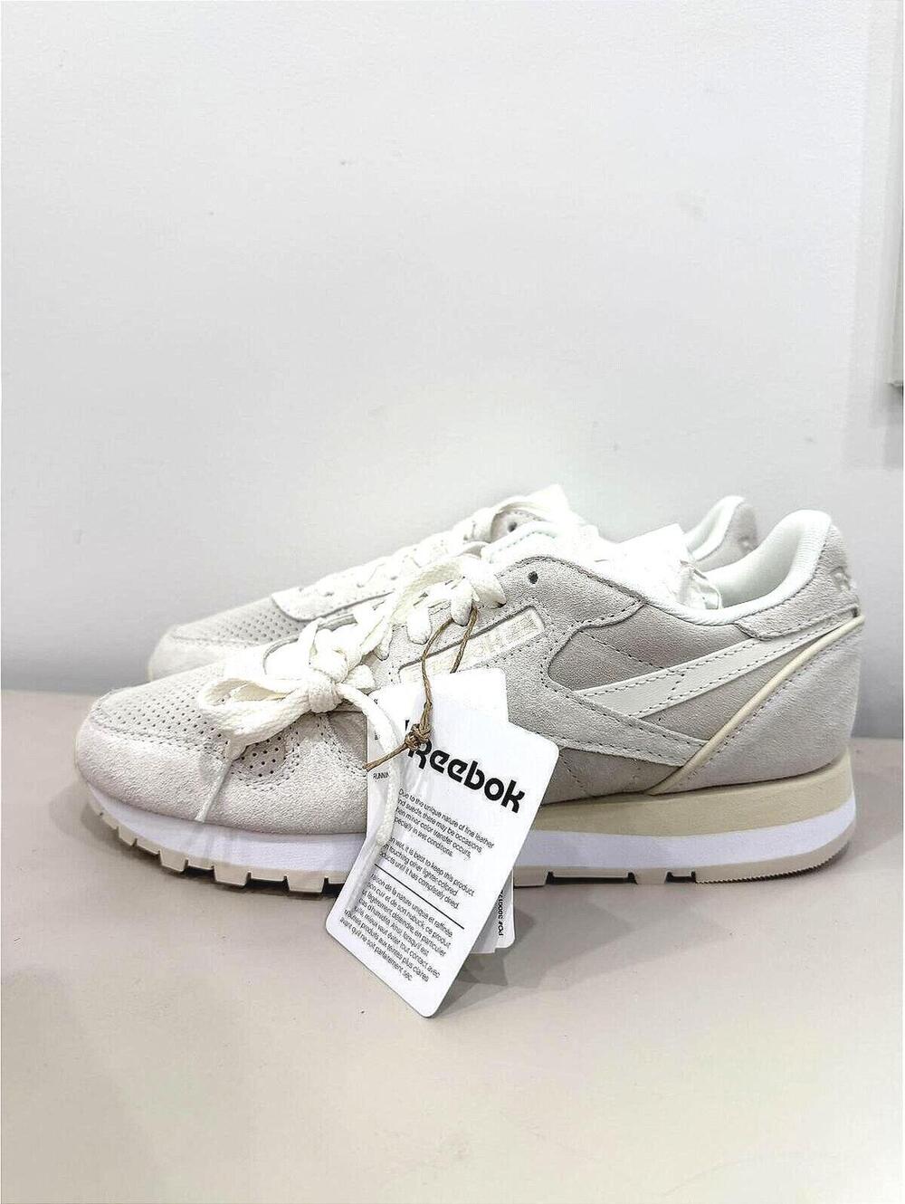 Reebok Classic Leather Unisex Running Shoes Chalk/Sand/White Size 8 M / 9.5 W